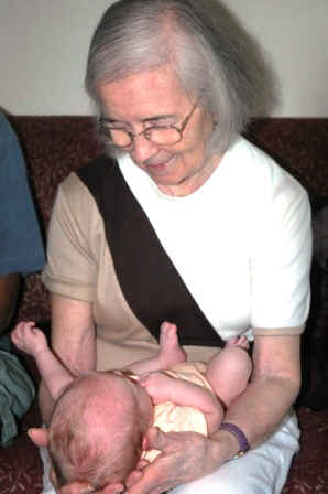 Grandma Betty 11.JPG (76050 bytes)